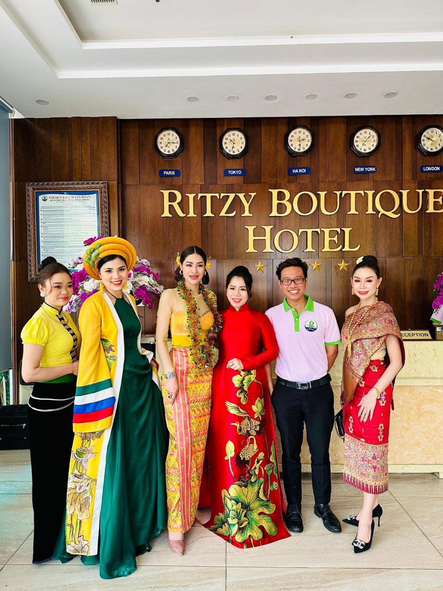 Ritzy Boutique Hotel Da Nang Beach Bagian luar foto