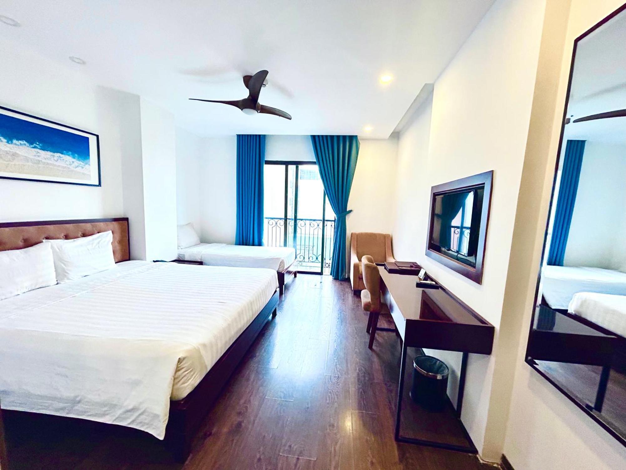 Ritzy Boutique Hotel Da Nang Beach Bagian luar foto