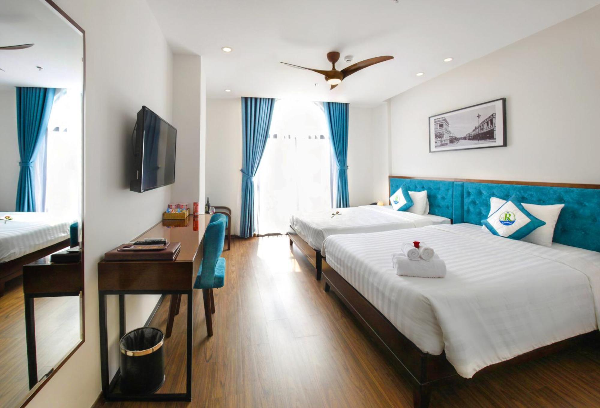 Ritzy Boutique Hotel Da Nang Beach Bagian luar foto