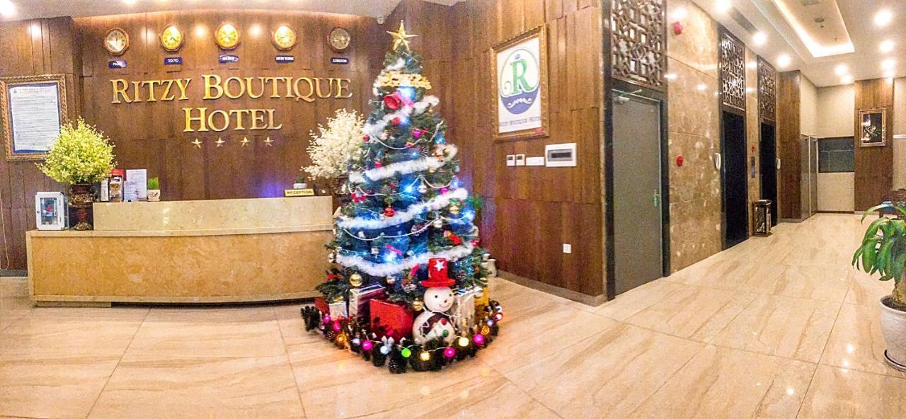 Ritzy Boutique Hotel Da Nang Beach Bagian luar foto